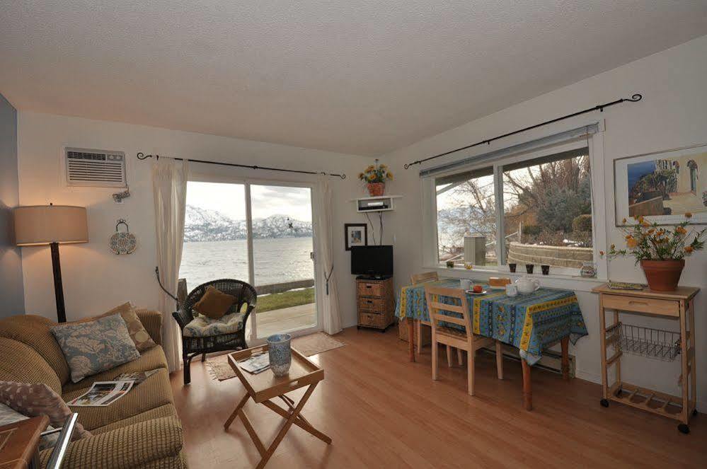 Seclusion Bay Resort Уест Келоуна Екстериор снимка