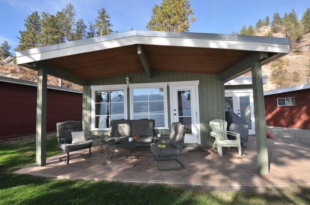 Seclusion Bay Resort Уест Келоуна Екстериор снимка